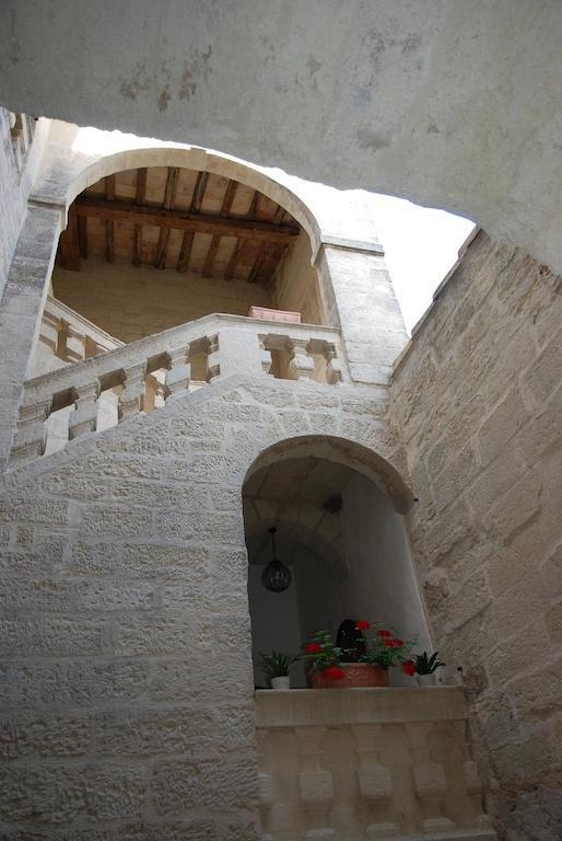 Le Richelieu Bed & Breakfast Uzès Eksteriør bilde