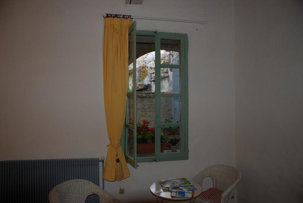 Le Richelieu Bed & Breakfast Uzès Eksteriør bilde