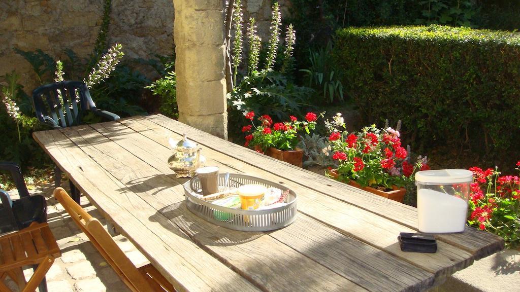Le Richelieu Bed & Breakfast Uzès Eksteriør bilde