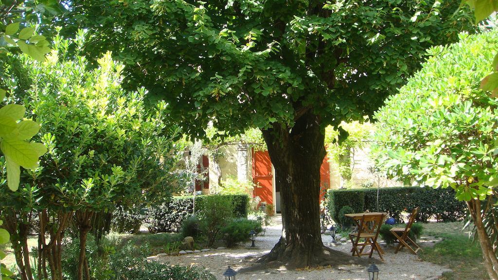 Le Richelieu Bed & Breakfast Uzès Eksteriør bilde
