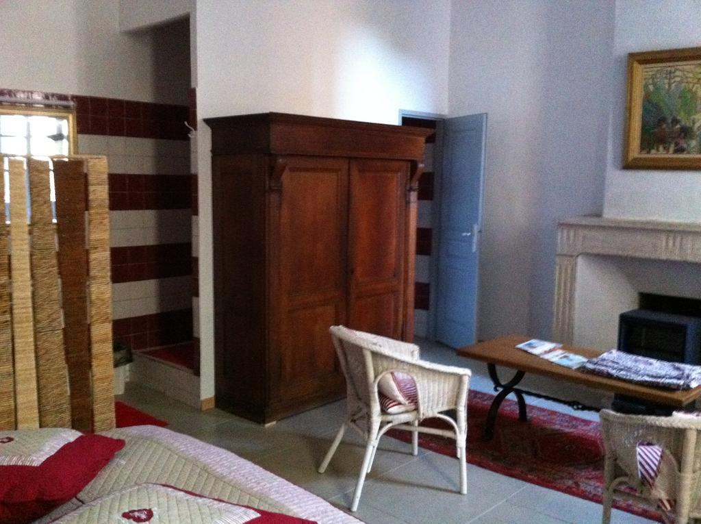 Le Richelieu Bed & Breakfast Uzès Eksteriør bilde
